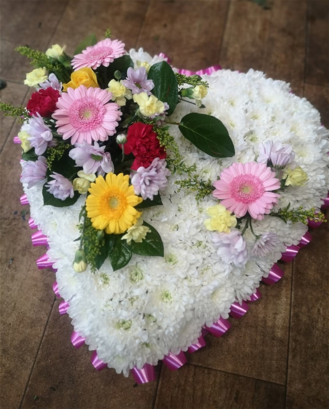 Funeral tribute hearts | Closed summer heart