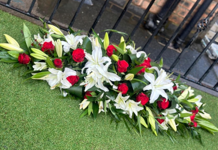 All Funeral Flowers | Casket Sprays | Funeral & Sympathy  | Red rose & Lily Double ended Coffin spray