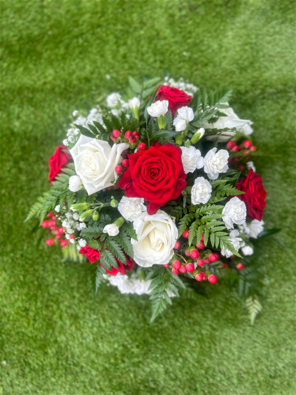 Funeral & Sympathy  | Posy funeral tribute