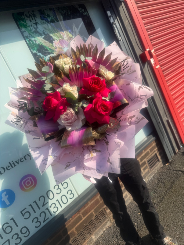 Anniversary Flowers  | Apology Flowers | Birthday Flowers  | Congratulations Flowers | Friendship Flowers | Get Well Flowers | Mother's Day | Romantic Flowers | Special Offers | Thank You | The Queens Reign