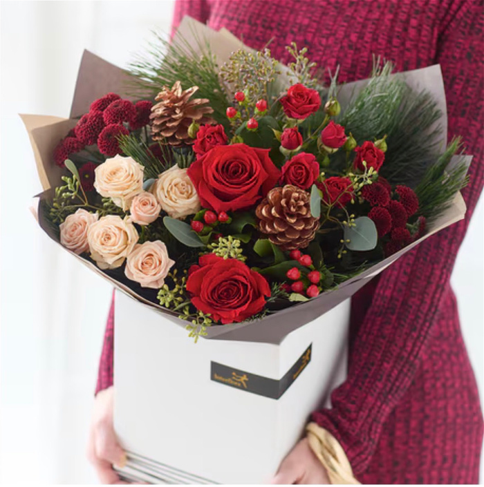 Christmas 2025 | YULETIDE MAGIC BOUQUET