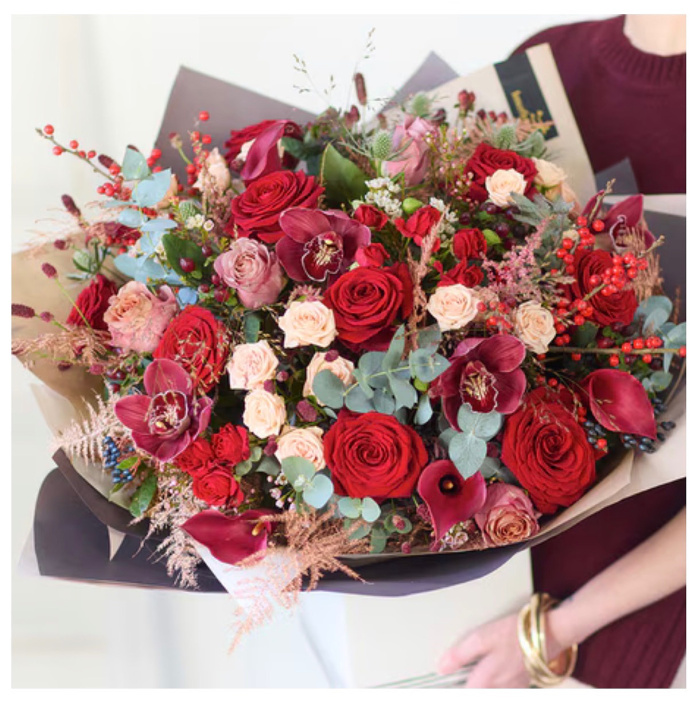 Christmas 2025 | THE CHRISTMAS SHOWSTOPPER BOUQUET