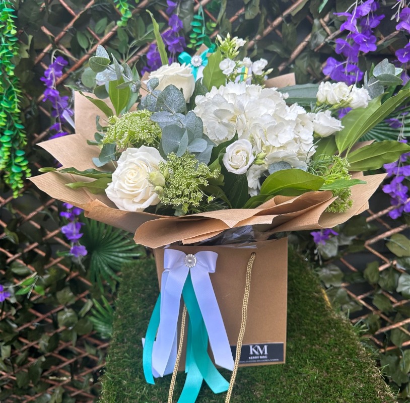 Flowers by Kerry Mac | Manchester | View Funeral Flowers / Order Sympathy Flowers