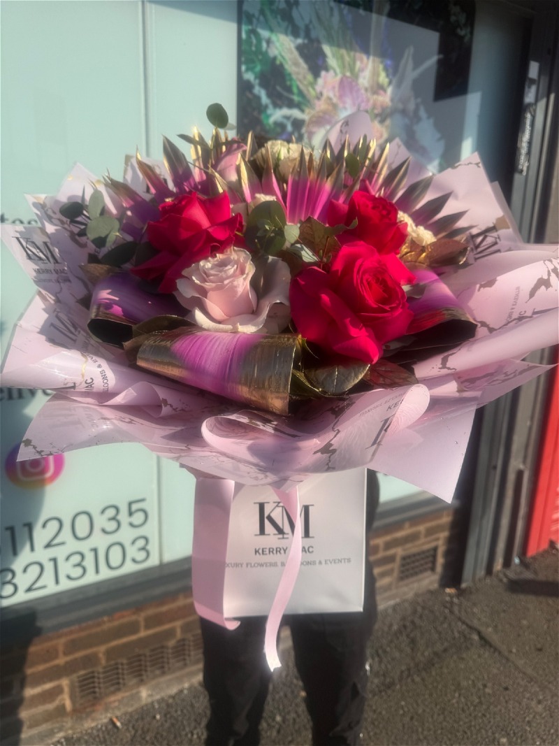 Flowers by Kerry Mac | Manchester | Home