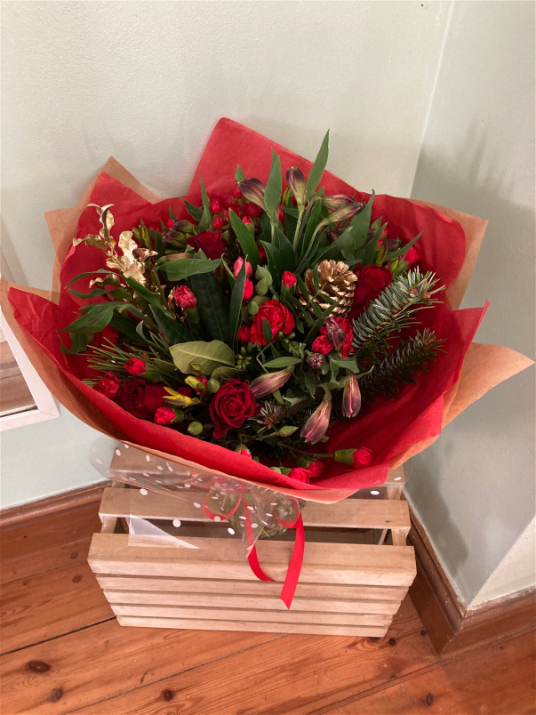 Christmas | Gifts | Scarlet