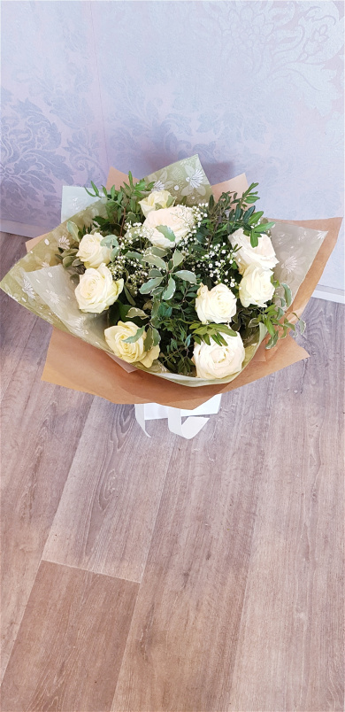 Gift flowers | Birthday | new baby | sympathy | Rosie white