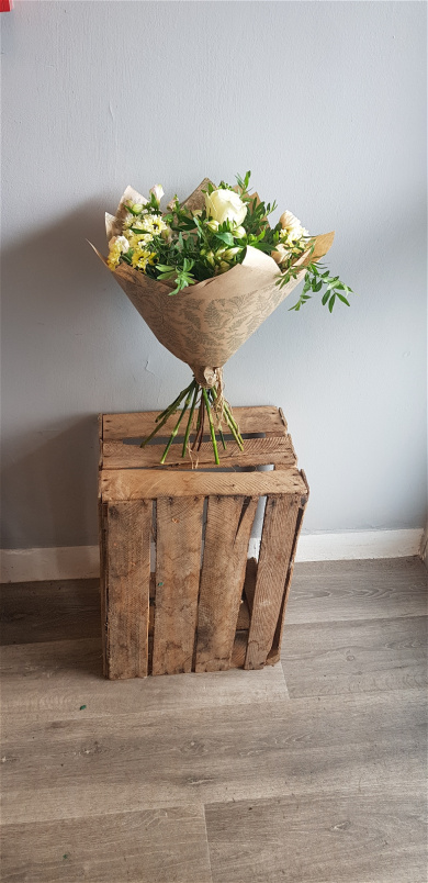 handtied bouquet | sympathy | Handtied bouquet-neutral