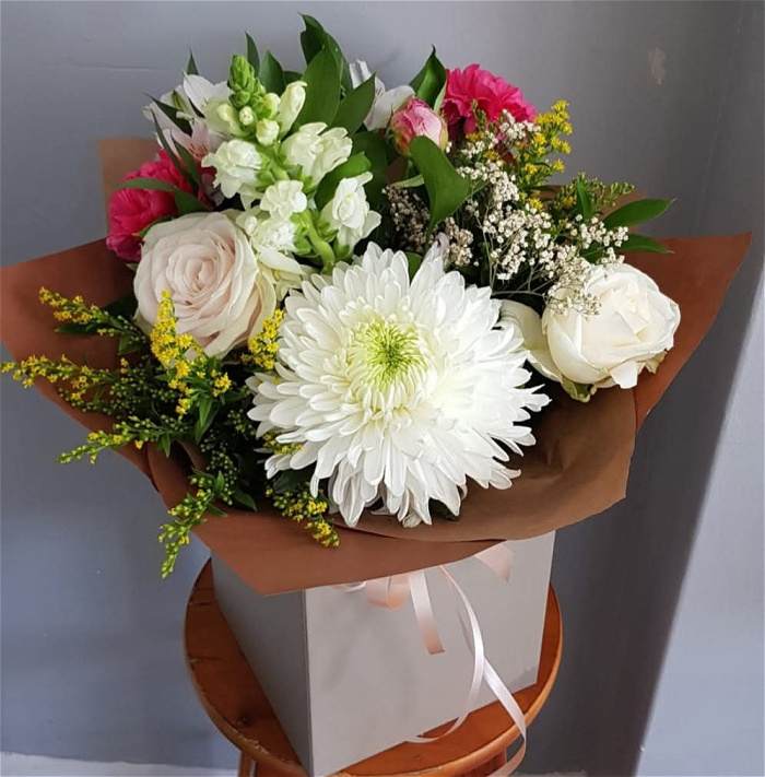 Gift flowers | In the garden - mixed flower.
