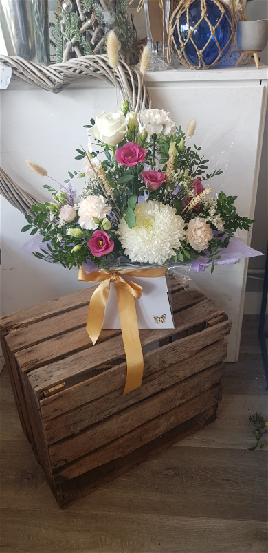 Gift flowers | Ruby floral arrangement