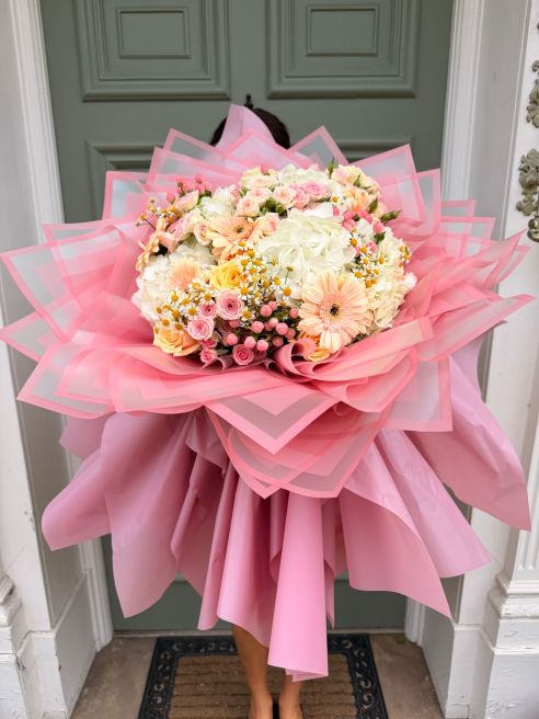 Jem's Floral Studio  | Lichfield | In Person GIANT Bouquet Class