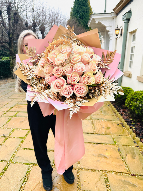 Rose Bouquets  | 25 Pink Princess Roses