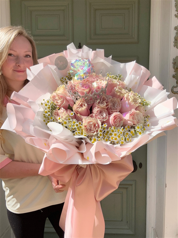 Rose Bouquets  | Pink Rose & Daisies Princess Bouquet