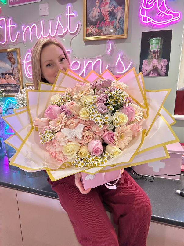 Premium Bouquets | Queen Germini