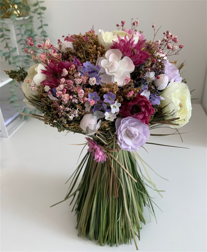 Flowers: Artificial & Dried | Hand-tied Bouquet