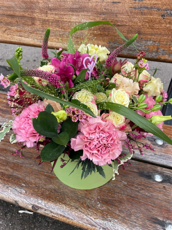 Arrangements | Gifts | Mother's Day 2023 | Mother's Day 2024 | Mother's Day 2025 | Our Flowers and flower vases | Special offers/Sale | Valentines Day  | Hatbox