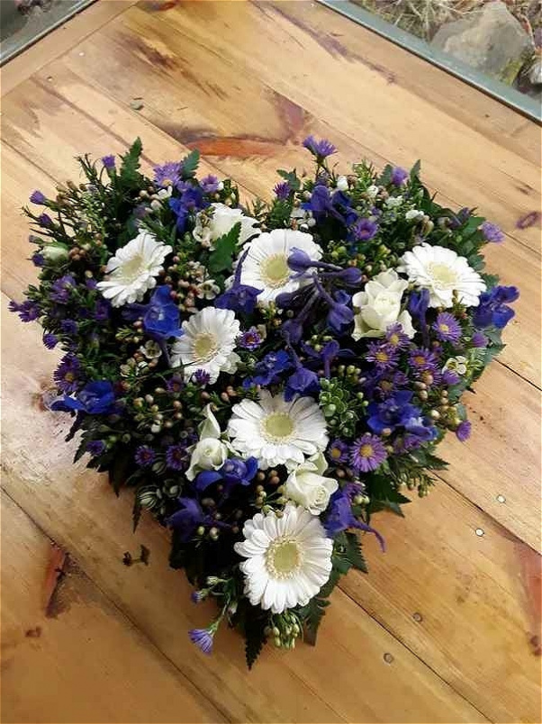 Funeral Flowers | Solid Heart
