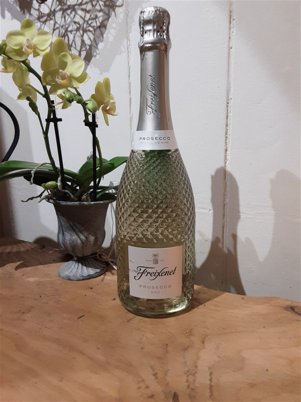 Alcohol gifts | Mother's Day 2023 | Mother's Day 2024 | Mother's Day 2025 | Mothering Sunday 15 March | Upsell gifts | Valentines Day  | Freixenet Prosecco