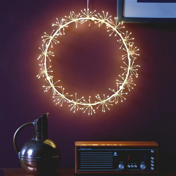 Christmas 2023 | New to The Woodland Florist | Solar, battery and mains decorative lights | Starburst Wreath