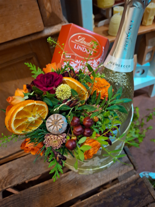 Christmas at The Woodland Florist  | Christmas at The Woodland Florist 2025 | Mini vase, Prosecco and Lindt Chocolates in gift box