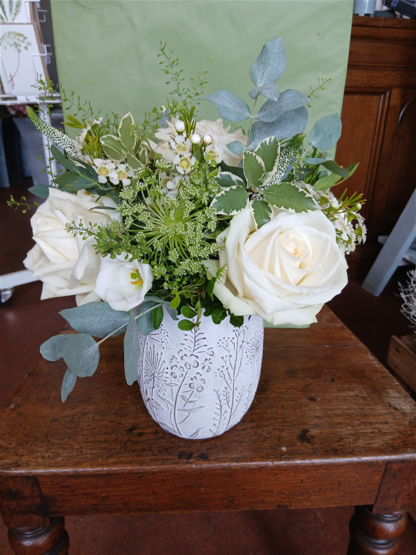 New to The Woodland Florist | Our Flowers and flower vases | Meadow Vase Stone (incl flower options)