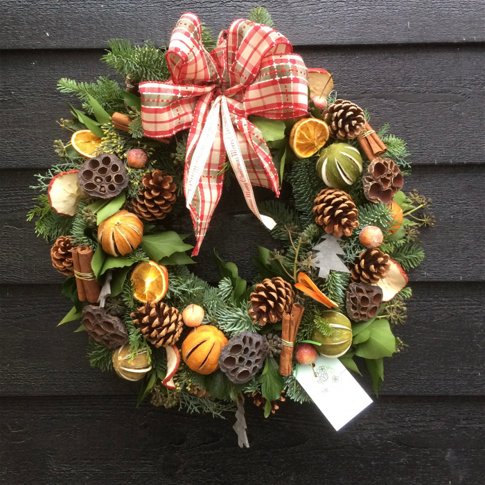 Christmas | Gifts | Christmas door wreath