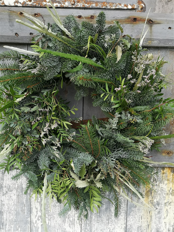 Christmas Fresh Flowers, Wreaths and Arrangements | The Winter Wonderland