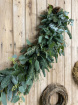 Christmas Fresh Flowers, Wreaths and Arrangements | Christmas Garlands
