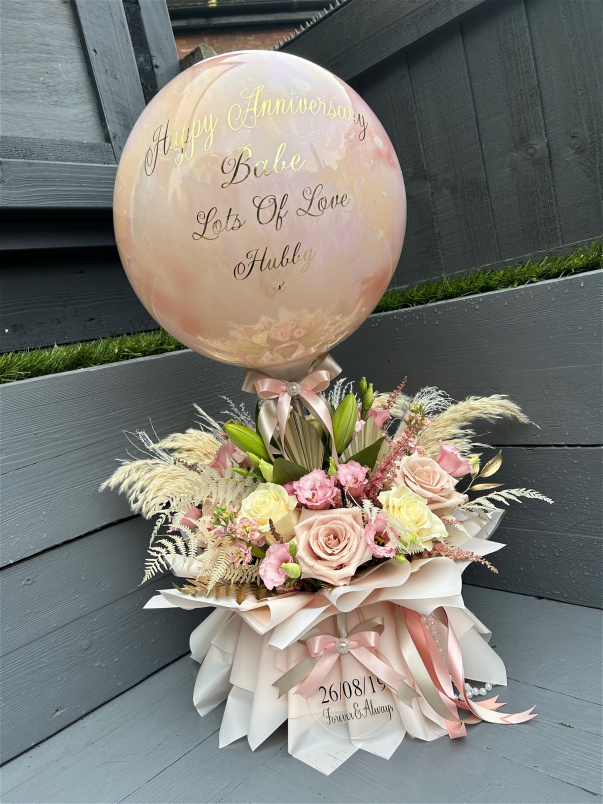 Hot Air Balloon Arrangement | Endless Love