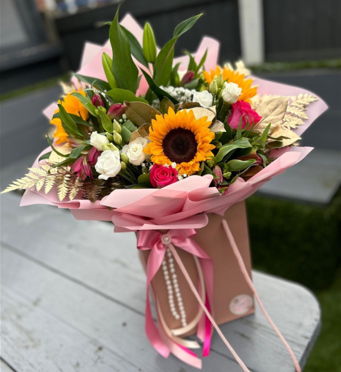 Bouquets | Mother's Day | Golden Glow