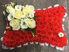 All Funeral Tributes | Cushions / Pillows | Massed Red Pillow