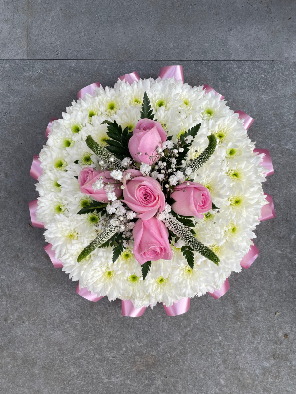 All Funeral Tributes | Posies / Wreaths | Massed posy