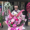 BOUQUETS | 'Human Size'