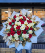 BOUQUETS | 50 Red & White Roses