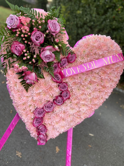 Taylor Designs | Woking | Funerals & sympathy