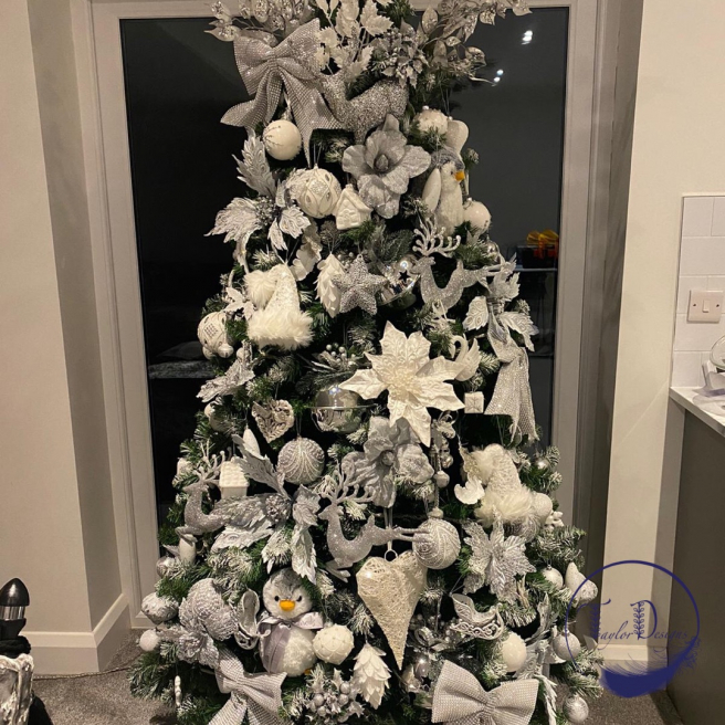 Taylor Designs | Woking | Christmas styling