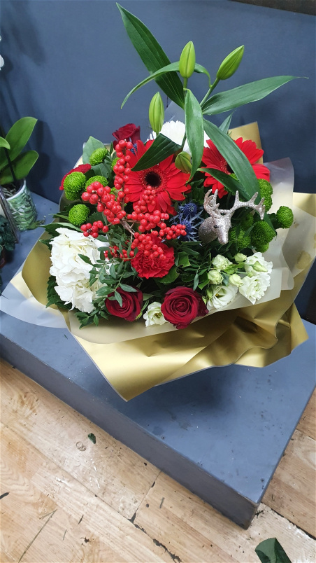 Bouquets | Christmas | Luxury traditional Christmas