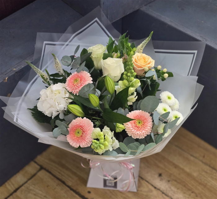 Bouquets | Perfectly peaches