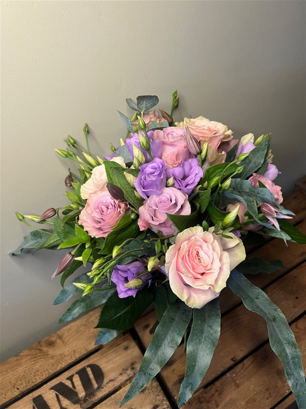 Pastel Garden Wedding Package | Pastel garden / Bridal Bouquet