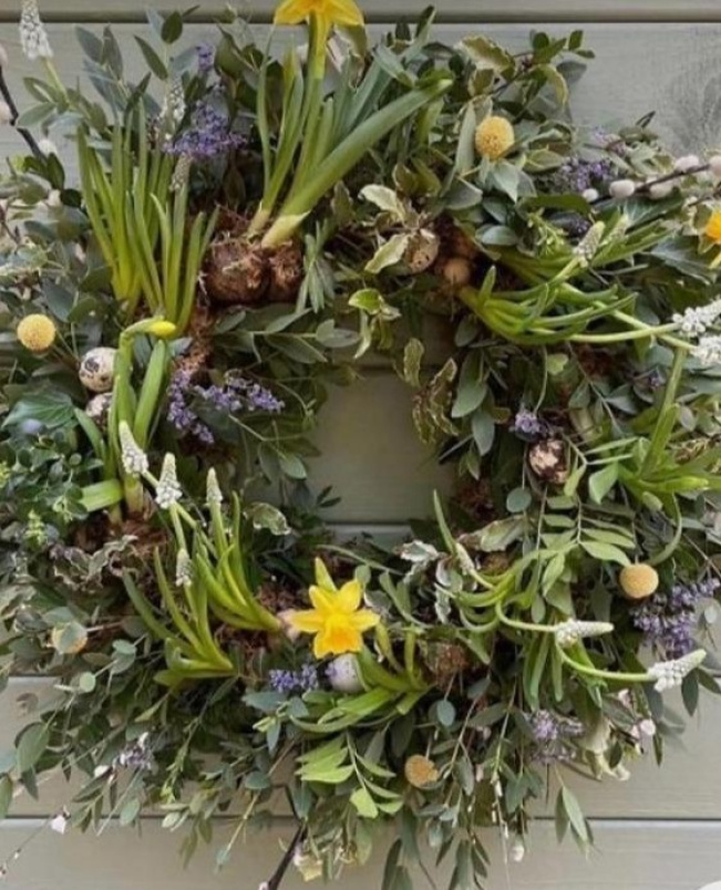Bold Blooms - Flowers | Easter | The Wreath Edit | Workshops | April 1st WORKSHOP: Living Easter Wreath Workshop