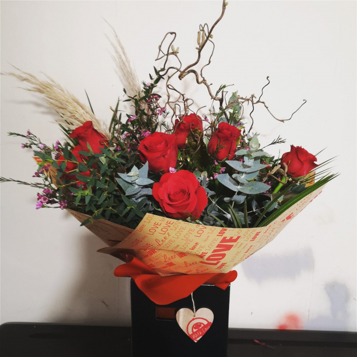 Bouquets | Mother's Day | Valentines day | Roses are a girls best friend