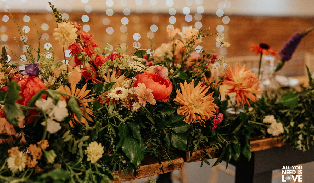 Mavis Lane Flowers | Selby | Home