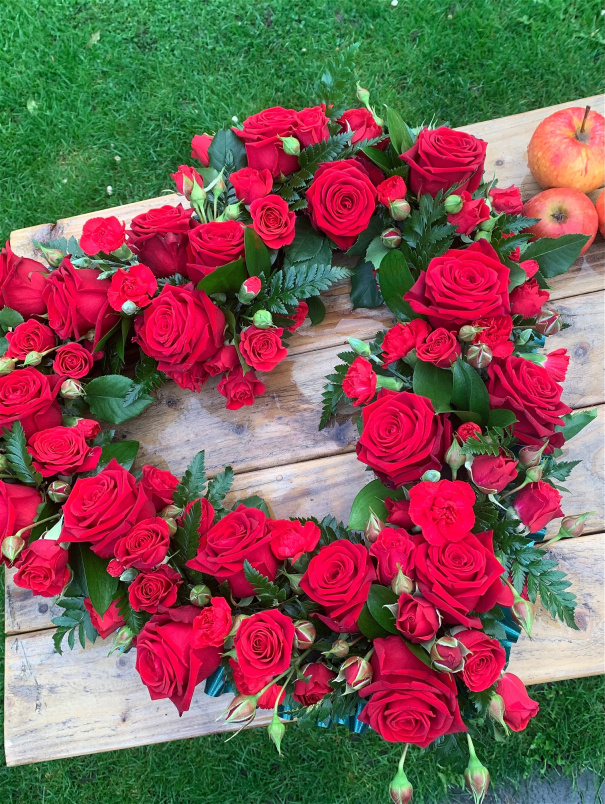 Flower Availability  | Funeral & Tribute Flowers | Heart of Roses