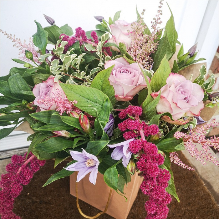 Bouquets | Mother's Day | Valentine's | Mottisfont (Roses)
