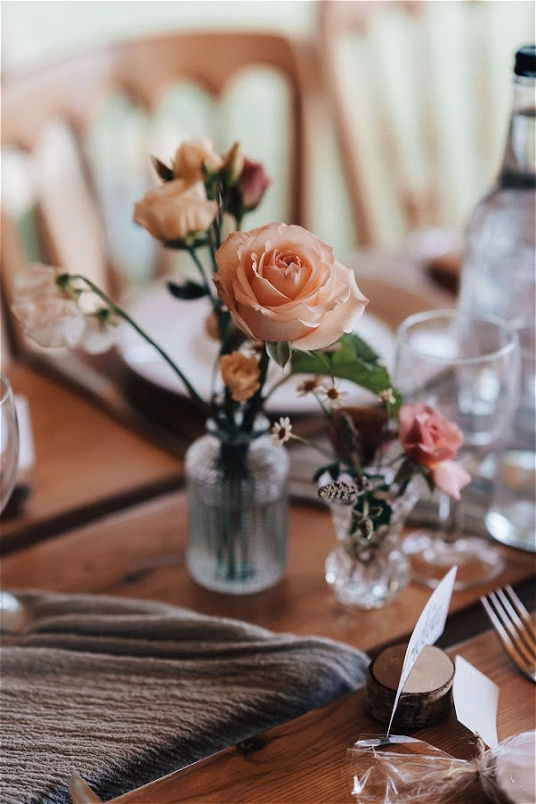 FaB Signature Wedding Flowers | Bud vases