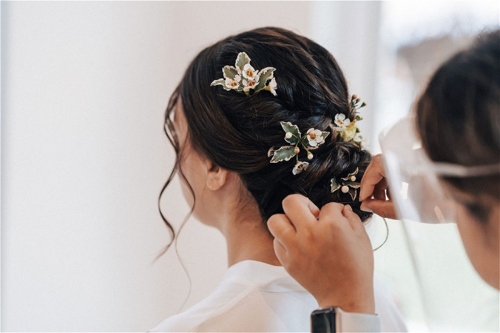 FaB Signature Wedding Flowers | Hair Flowers
