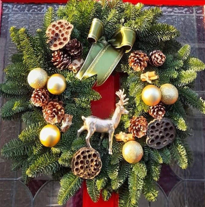Christmas | Christmas Door Wreath