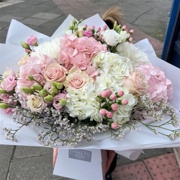 Bouquets | Mothers Day | Hydrangea, Rose and Lisianthus Bouquet