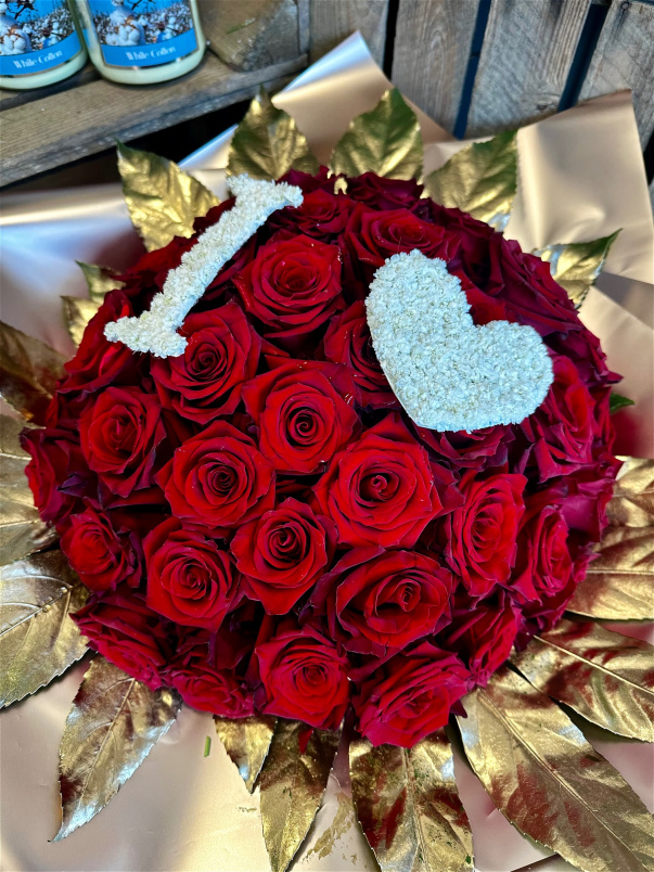 Bouquets | Valentines Day | 50 x Rose Bouquet with Lettering