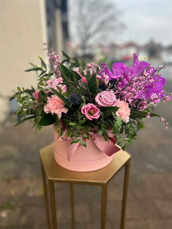 Bouquets | Leave it to Floral Belles HatBox
