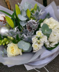 Christmas  | Florist choice - Whites